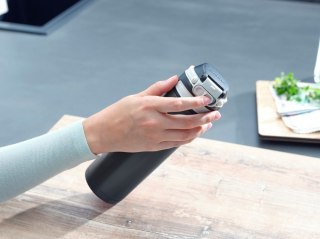 Kubek termiczny Flip 600 ml, czarny 3271 LEIFHEIT