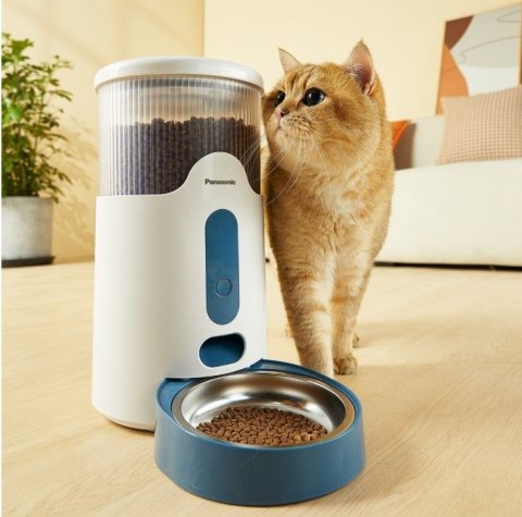 Podajnik karmy dla zwierząt Panasonic CP-JNF01CW, biały