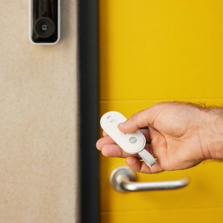 Yale Pilot do inteligentnego alarmu, Przycisk paniczny