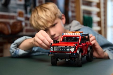 LEGO Technic 42213 SUV Ford Bronco®