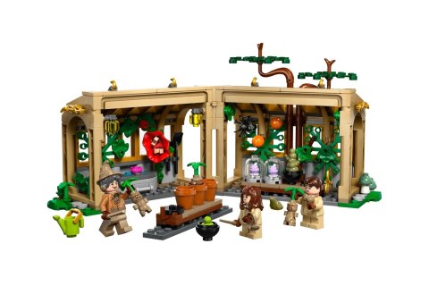 LEGO HARRY POTTER 76445 HOGWLEGO ARTS™ CASTLE: HERBOLOGY CLASS
