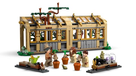 LEGO HARRY POTTER 76445 HOGWLEGO ARTS™ CASTLE: HERBOLOGY CLASS