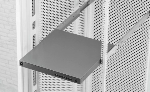 Switch Ubiquiti UniFi Mission Critical 9p PoE ( PoE+: 4; PoE++: 4;) Managed Gigabit (USW-Mission-Critical-EU)