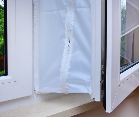 Uniwersalna uszczelka okienna do klimatyzatorów przenośnych Activejet Selected UKP-4UNI