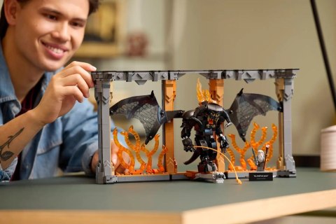 LEGO Icons 10367 Władca pierścieni: Book nook z Balrogiem (WYPRZEDAŻ)