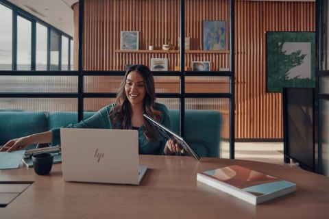 HP EliteBook 1040 G11 Ultra 7 165H 14.0"2.8K 400nits AG 32GB DDR5 SSD1TB Intel Arc W11Pro 3Y OnSite