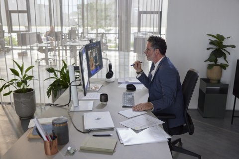 HP EliteBook 1040 G11 Ultra 7 165H 14.0"2.8K 400nits AG 32GB DDR5 SSD1TB Intel Arc W11Pro 3Y OnSite