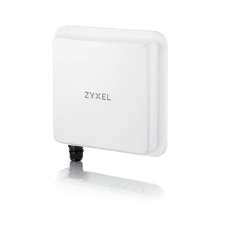 Router 5G Zyxel FWA-710-EU0102F Outdoor Standalone/Nebula z Licencją Nebula Pro 1 ROK, 2.5GB LAN